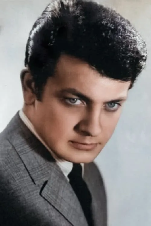 Özden Çelik ha trabajado con Tunç Oral en 1 ocasiones