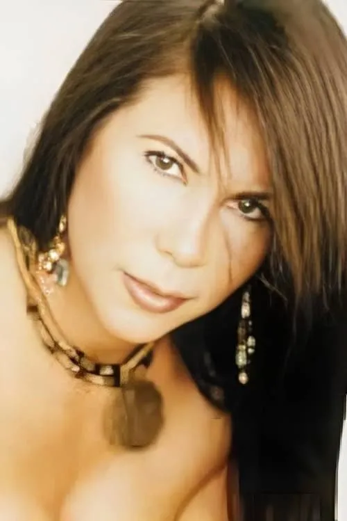 Twila Wolfe interpretando a Claudia