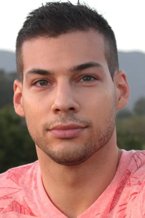 Arthur J. Davis ha trabajado con Tyler Straessle en 1 ocasiones