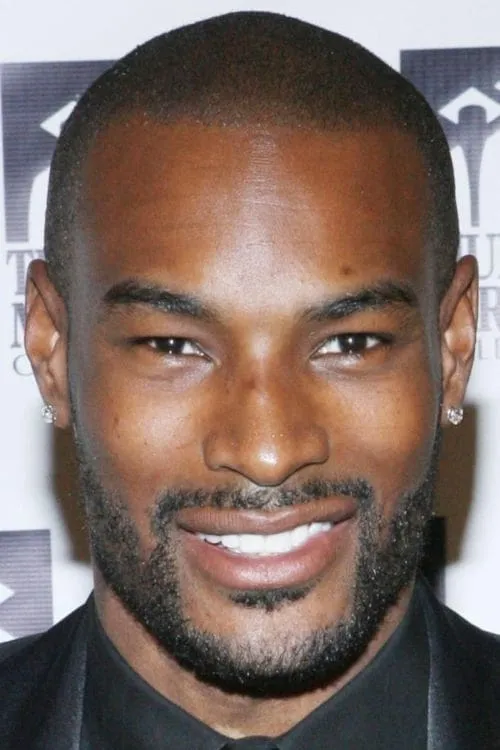 Tyson Beckford interpretando a Self