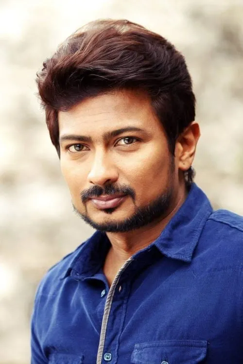 Udhayanidhi Stalin interpretando a Athiveeran 'Veera'