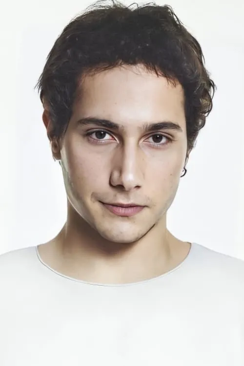 Özgür Daniel Foster ha trabajado con Ulaşcan Kutlu en 1 ocasiones