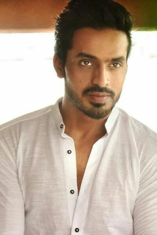 Upen Chauhan en su biografía y filmografía