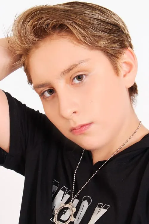 Adrián Escalona ha trabajado con Uriel Reymund en 1 ocasiones