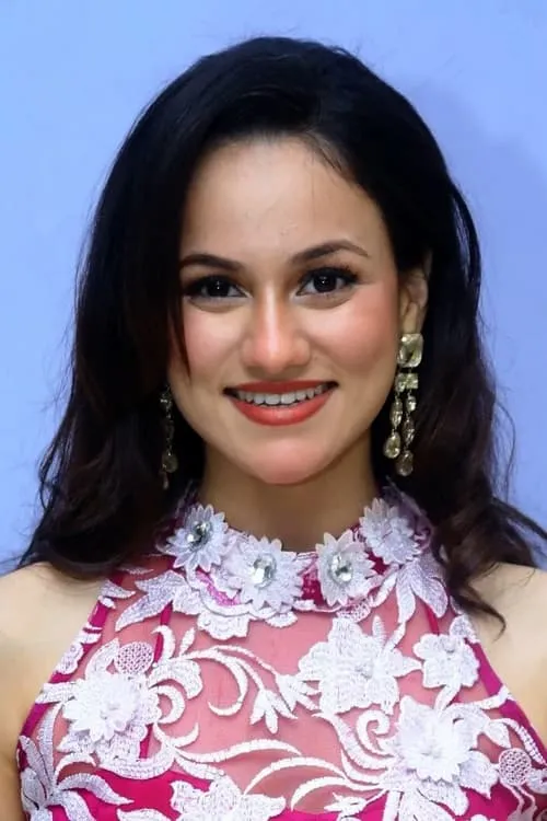 Urvashi Pardeshi interpretando a Sirisha