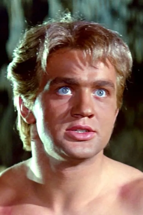 Uwe Beyer interpretando a Siegfried