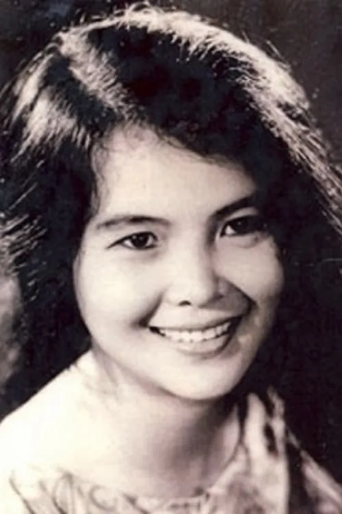 Uyen To interpretando a Mai