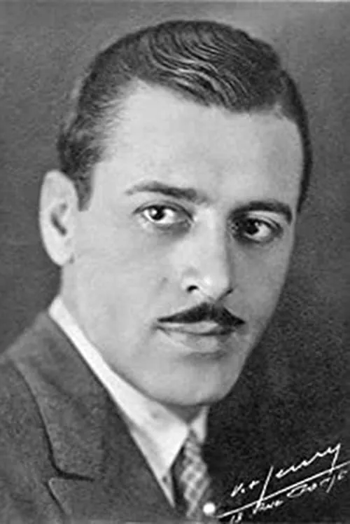 Valentín Parera interpretando a Alcaraz