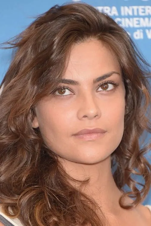 Alexandra Dinu ha trabajado con Valentina Reggio en 1 ocasiones