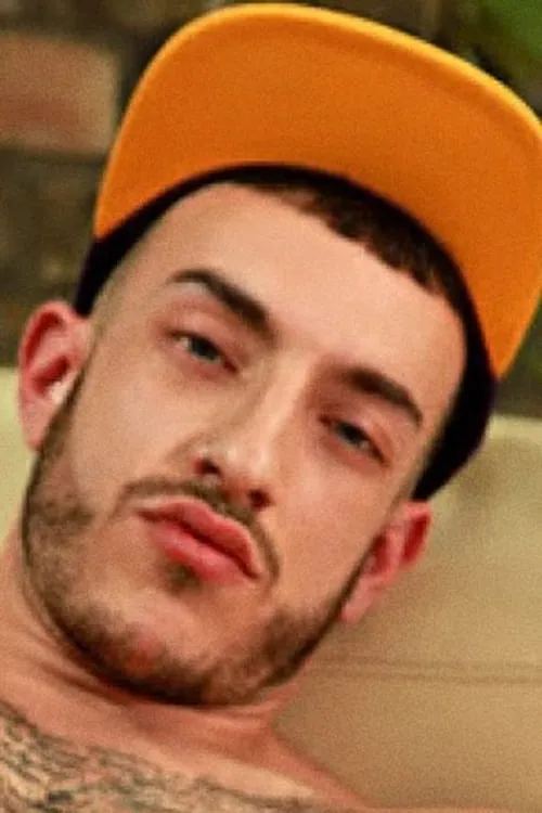 Valentino Delta interpretando a 