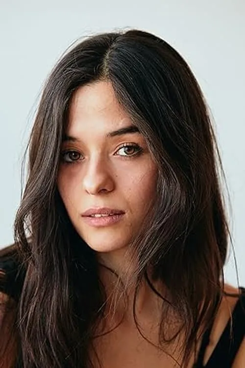 Vinny O'Brien ha trabajado con Valeria Santaella en 1 ocasiones