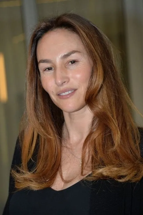 Maxence Chanfong-Dubois ha trabajado con Vanessa Demouy en 1 ocasiones