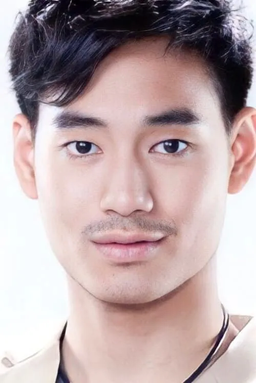 Raiwin Sirisatiensakul ha trabajado con Varot Makaduangkeo en 1 ocasiones