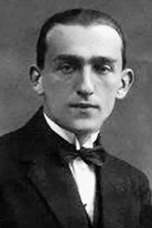 Mürüvvet Paslanmaz ha trabajado con Vedat Örfi Bengü en 1 ocasiones