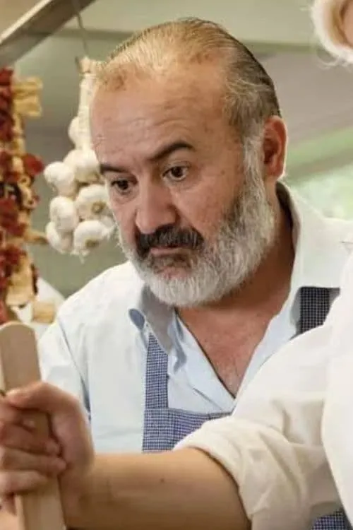 Yigit Ege Yazar ha trabajado con Vefa Öcal en 1 ocasiones