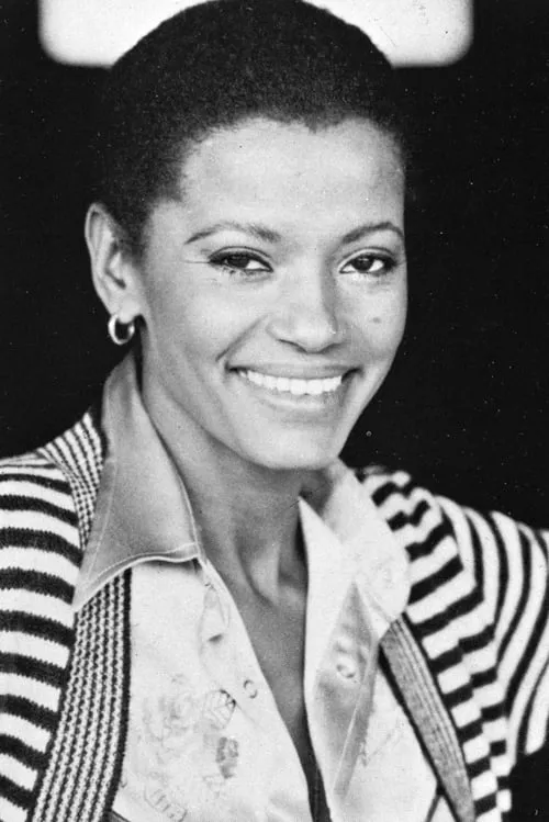 Vera De Oliveira interpretando a 