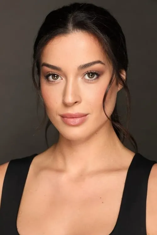 Holly Baldwin ha trabajado con Verónica Gregory en 1 ocasiones