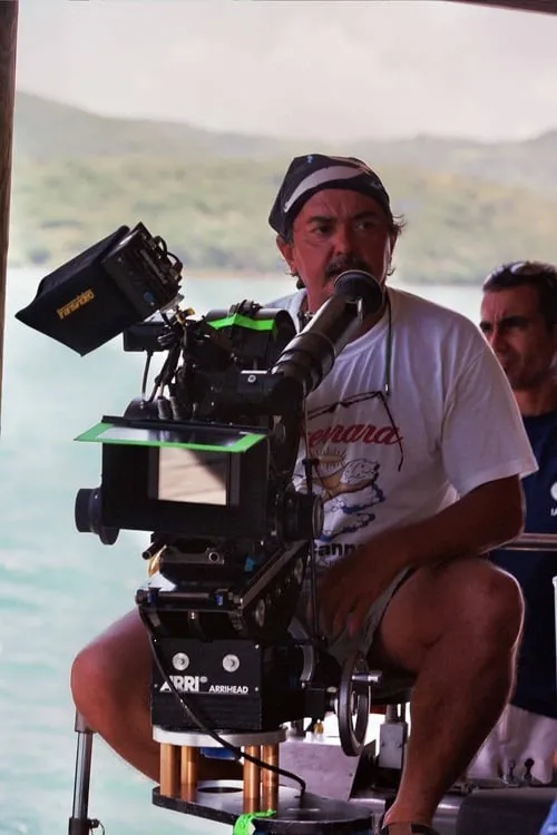 Foto de perfil del actor Vicente Juarbe en el reparto