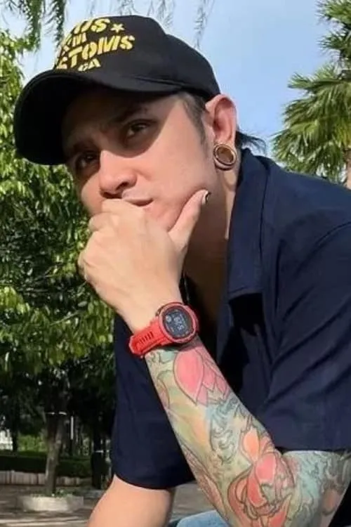 Isel Fricella ha trabajado con Vicky Nitinegoro en 1 ocasiones