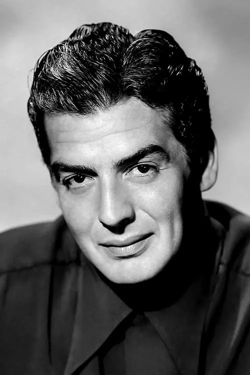 Victor Mature interpretando a Kasmin Khan
