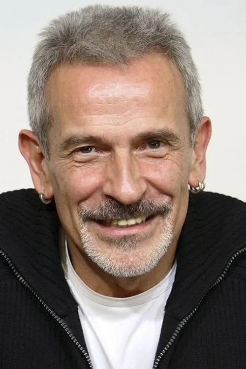 Mónica Cruz ha trabajado con Victor Ullate en 1 ocasiones