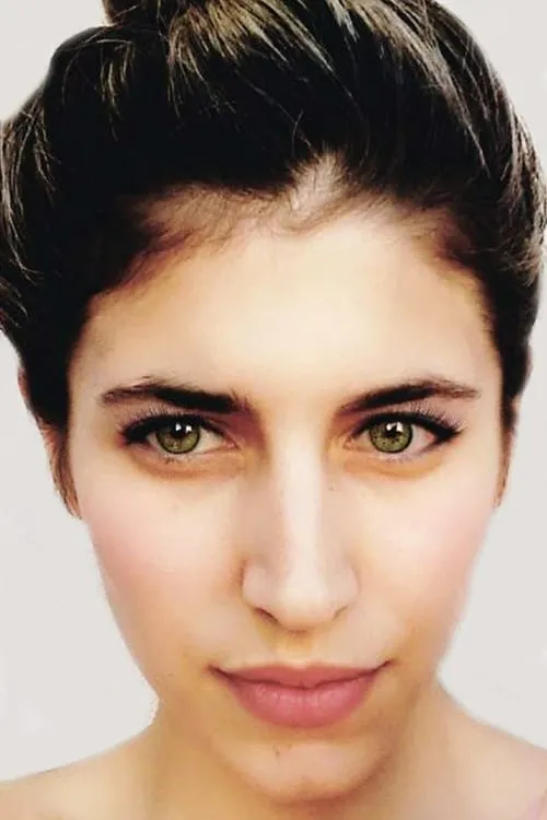 Victoria Alsúa en su biografía y filmografía