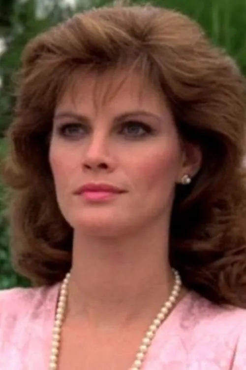 Charles Bazaldua ha trabajado con Victoria Bass en 1 ocasiones