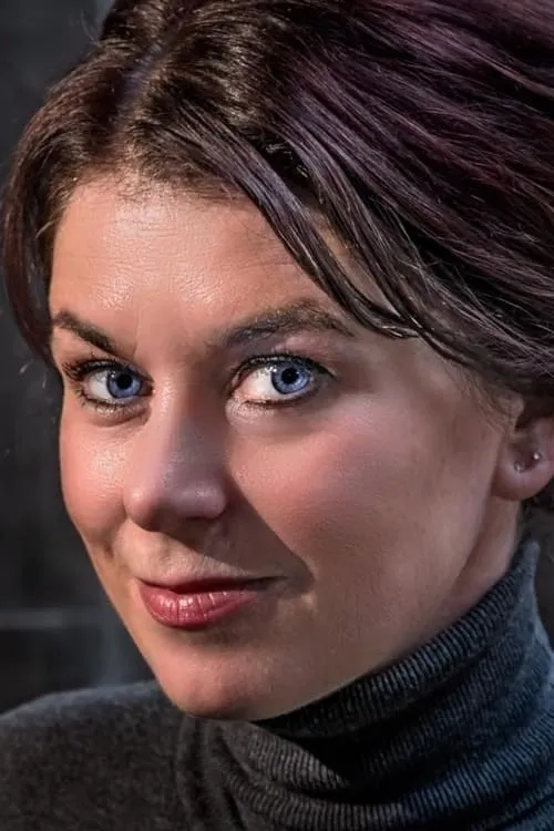 David Edward-Robertson ha trabajado con Victoria Delaney en 1 ocasiones