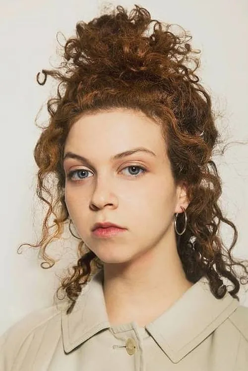 Victoria Nikolaevskaja interpretando a Milli