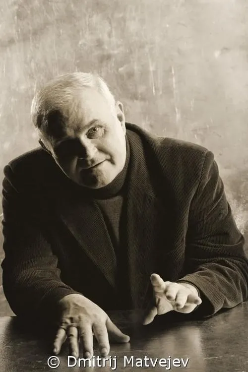 Albertas Vidžiunas ha trabajado con Viktor Mitiajev en 1 ocasiones