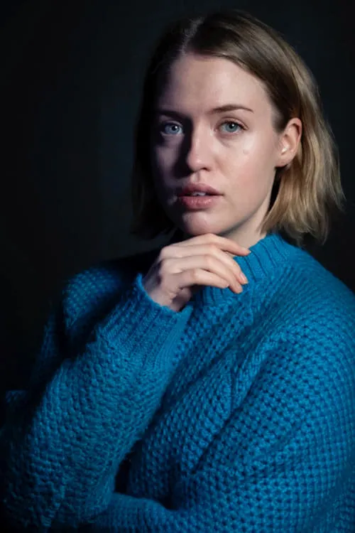 Vilde Moberg interpretando a Ingrid