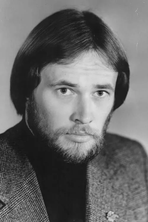 Viljo Saldre interpretando a Kusta