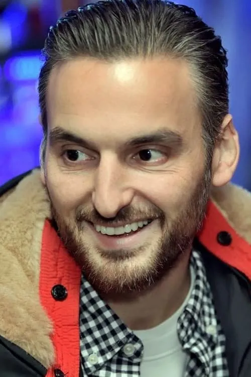 Julien Ledet ha trabajado con Vincent Duquesne en 1 ocasiones