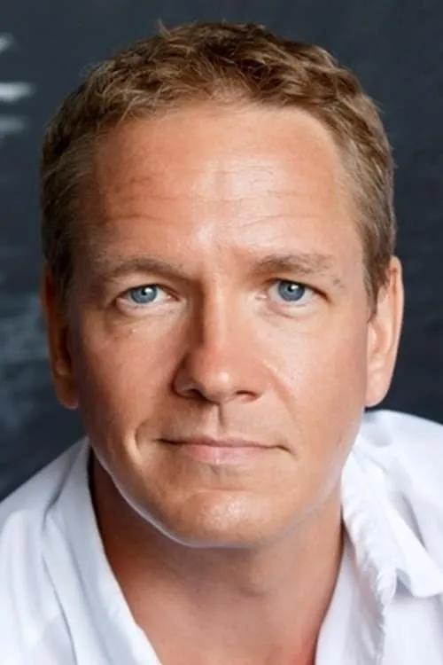 Vincent Kucholl — personaje: Paul Grangier