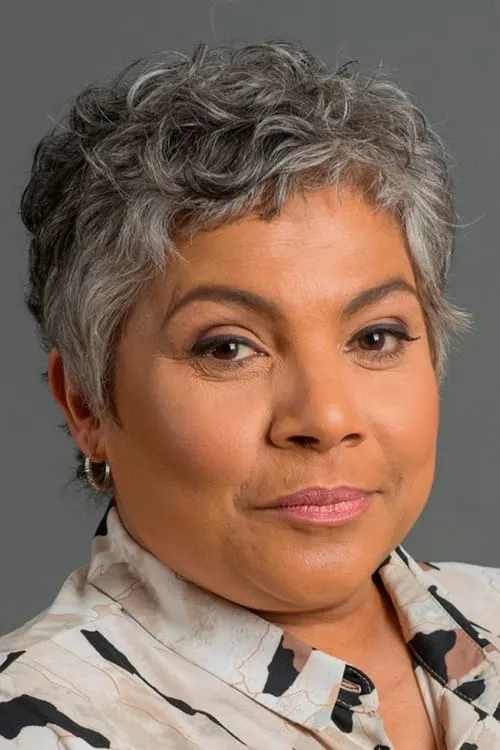 Vinette Ebrahim — personaje: Nenna Abrahams