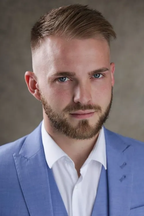 Tom Carter ha trabajado con Vinnie Clarke en 1 ocasiones