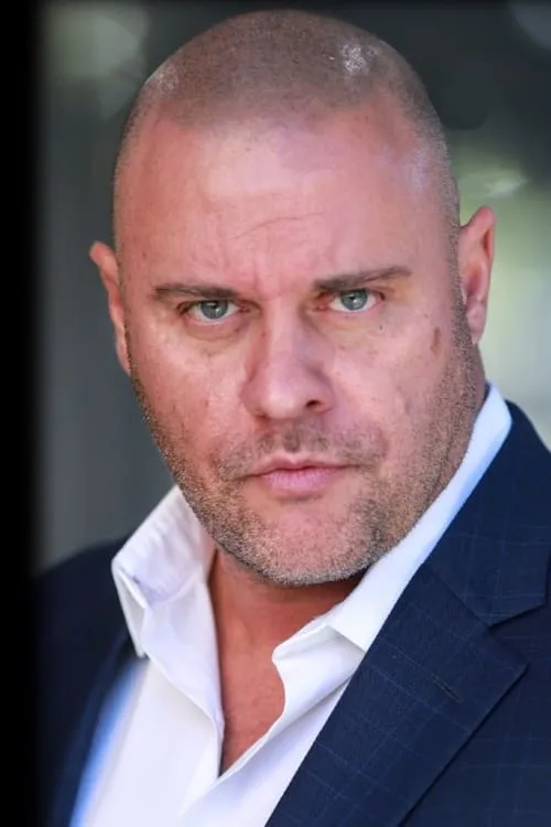 Aaron Jennings ha trabajado con Vinny DeGennaro en 1 ocasiones