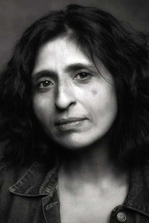 Tasha Connor ha trabajado con Vinny Dhillon en 1 ocasiones