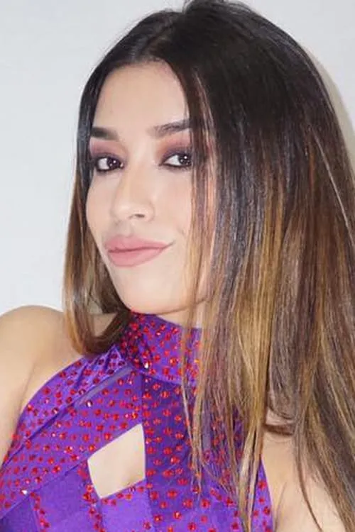 Violette interpretando a