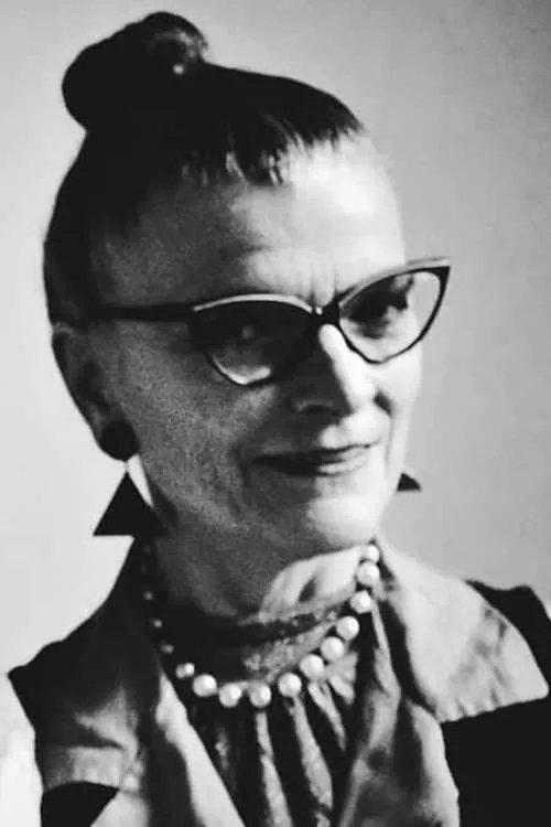 Virginia Lombardo interpretando a