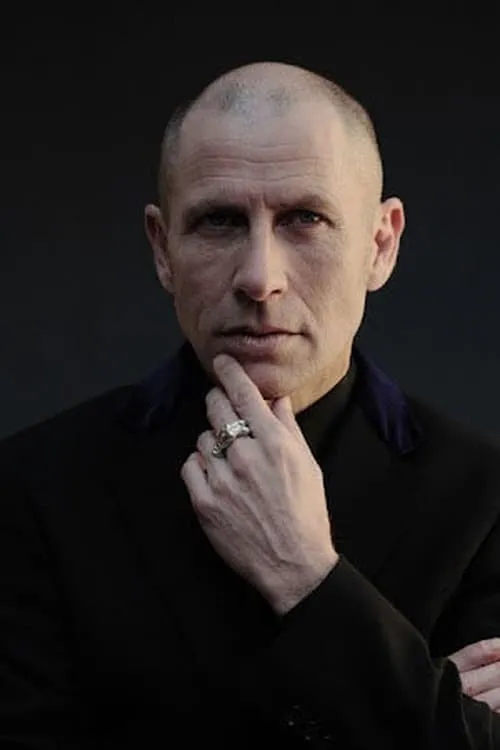 Antonio Fornari ha trabajado con Vitaliano Trevisan en 1 ocasiones