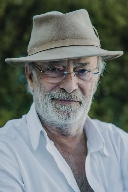 Jorge Neto ha trabajado con Vítor Espadinha en 1 ocasiones