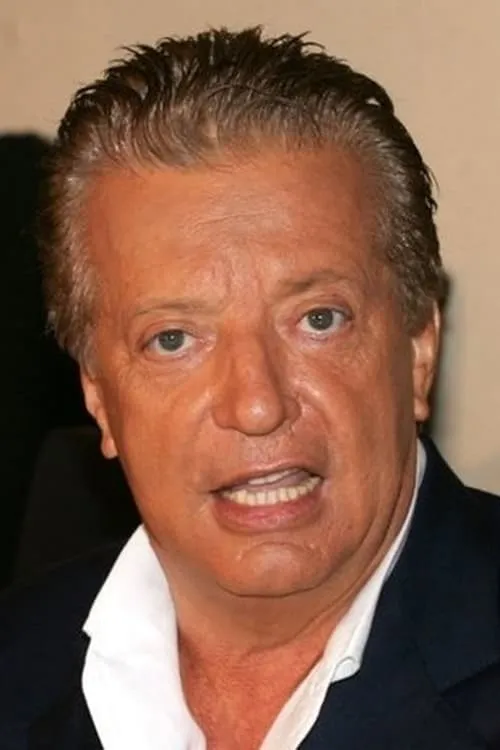 Vittorio Cecchi Gori interpretando a Self