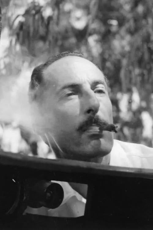 Diego Muni ha trabajado con Vittorio Cottafavi en 1 ocasiones