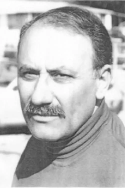 Vittorio Di Prima interpretando a