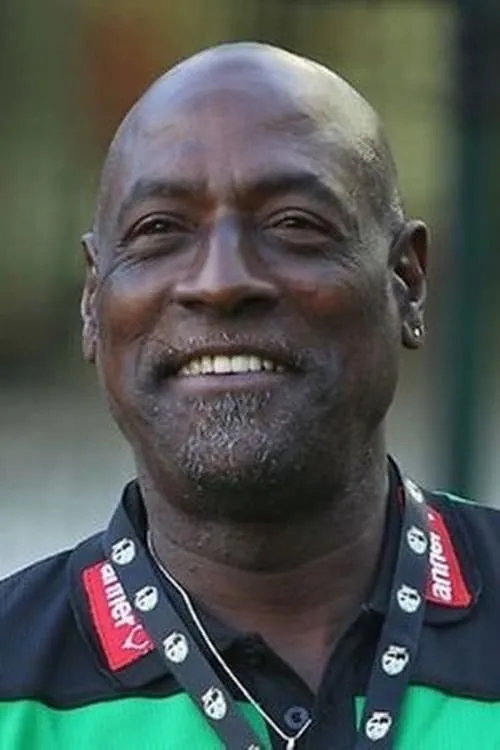 Viv Richards interpretando a Self