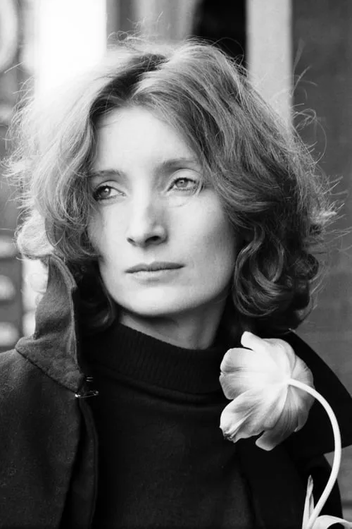 Viva interpretando a Merna