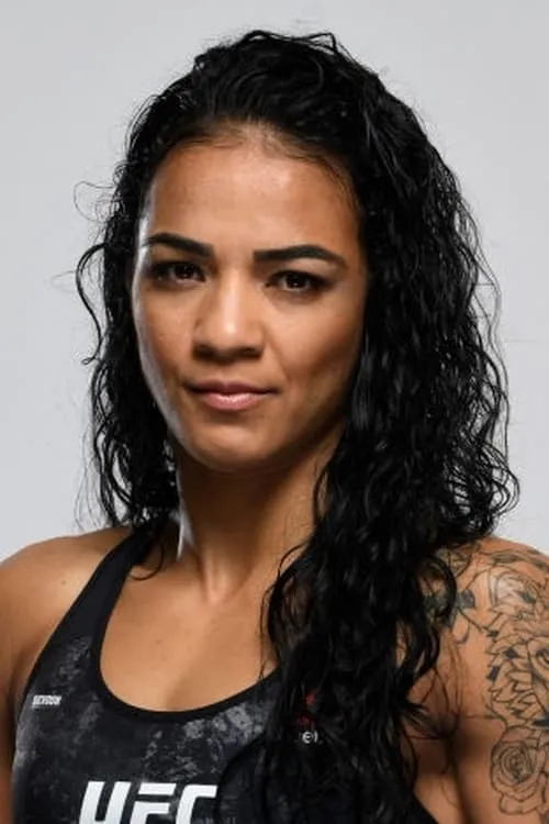 Viviane Araújo en su biografía y filmografía