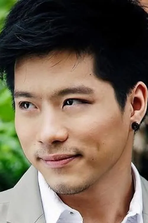 Vivid Bavornkiratikajorn interpretando a Noom