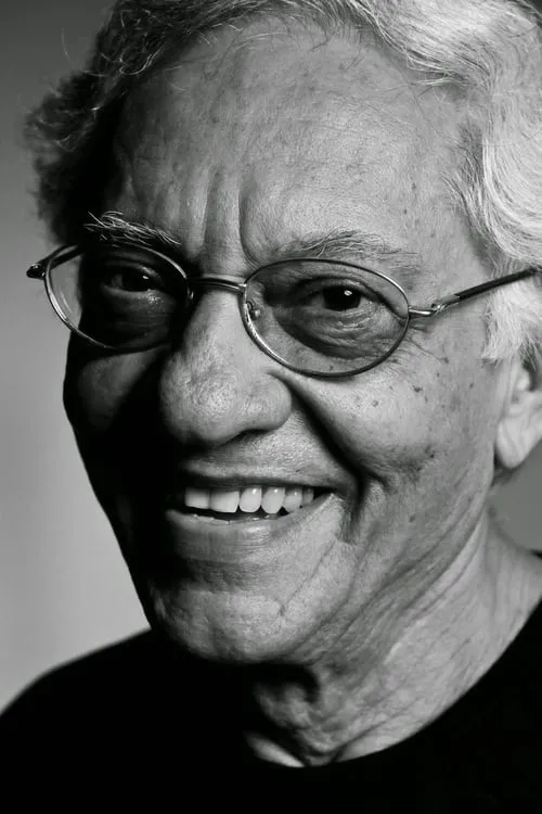 Vladimir Carvalho interpretando a Himself